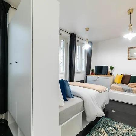 Wonderful Flat - Heart Of / Oberkampf * Parigi